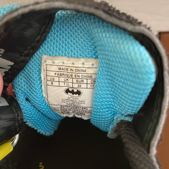 Batman Shoes - Picture 7 of 7